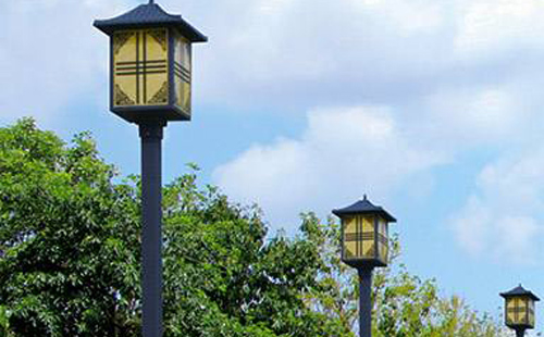 江孜庭院灯安装间距与布灯设计全解析