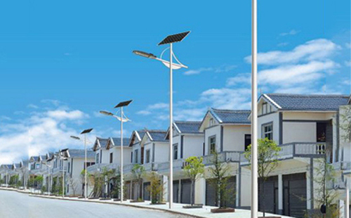 江孜太阳能路灯配置与在乡村道路照明中的应用